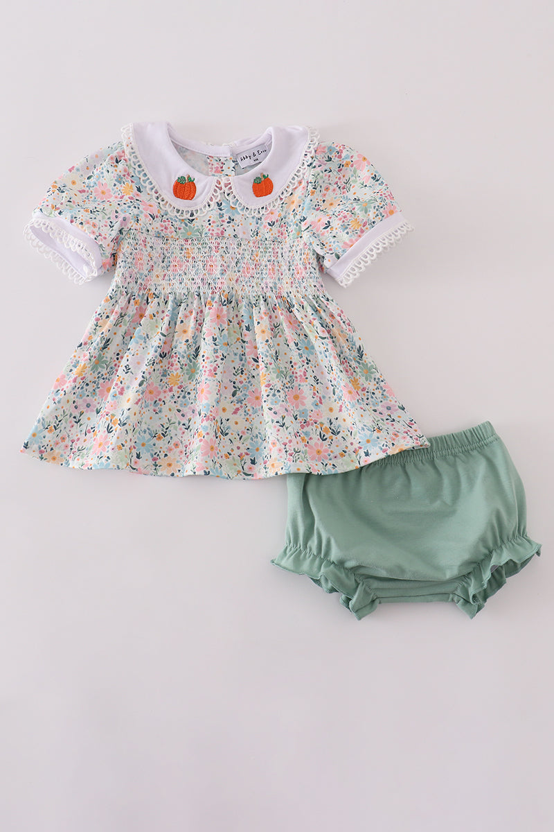 Girls Green Floral Pumpkin Embroidered Bloomer Set
