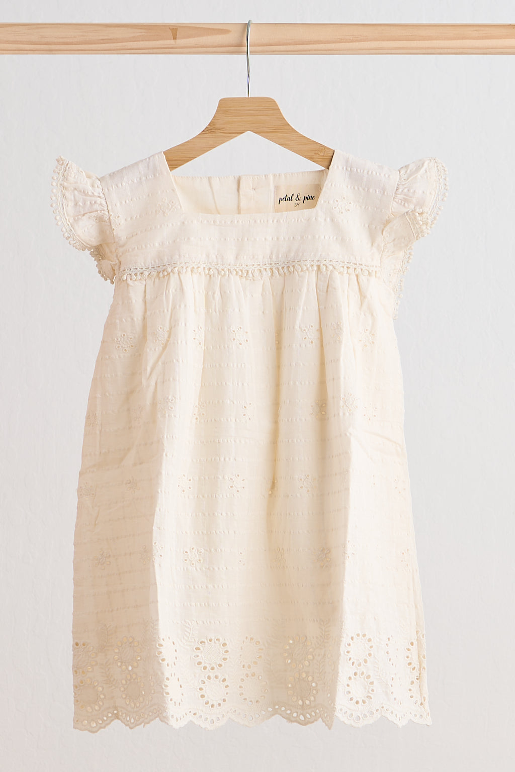 Girls White Lace Flutter Sleeve Dress
