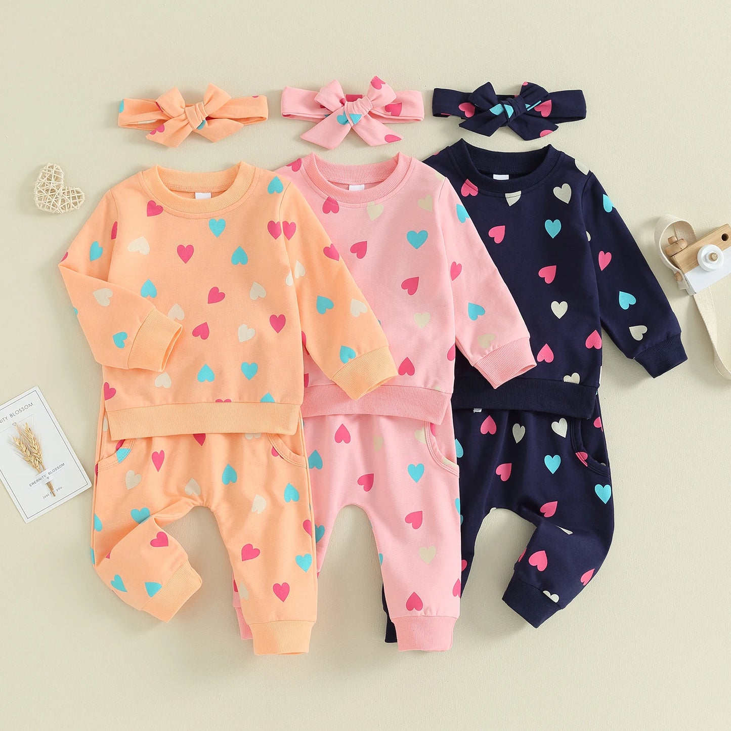 Girls Heart Print Sweatshirt Pant Bow Set