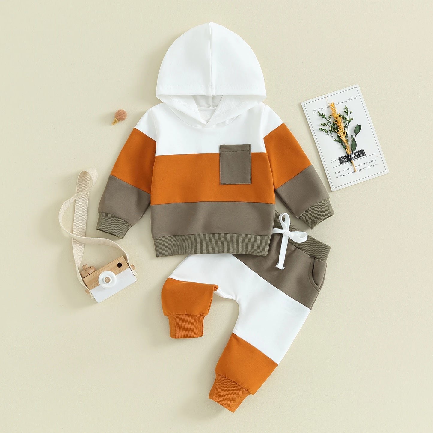 Boys Contrast Color Pocket Hoodie Pant Set