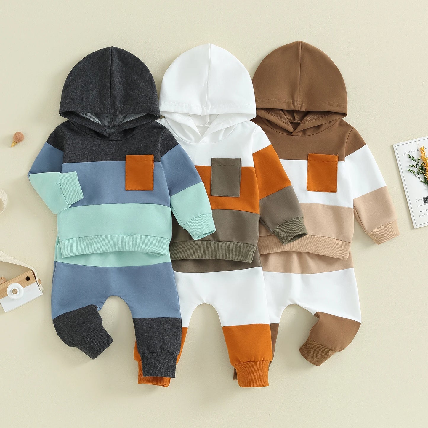 Boys Contrast Color Pocket Hoodie Pant Set